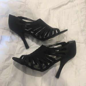 Nina Strappy Heel